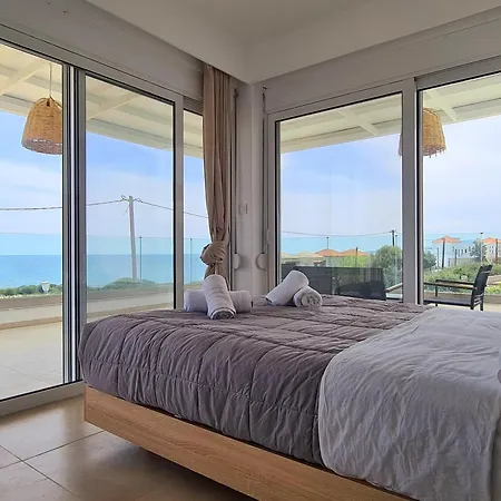 The 4th Seaview Vilă