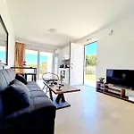 The 4th Seaview Villa *