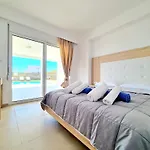 Villa The 4th Seaview