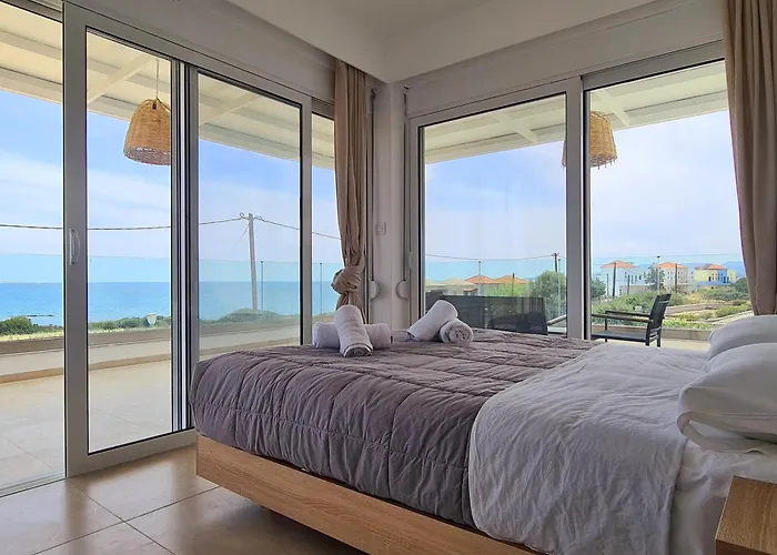 The 4th Seaview Vilă